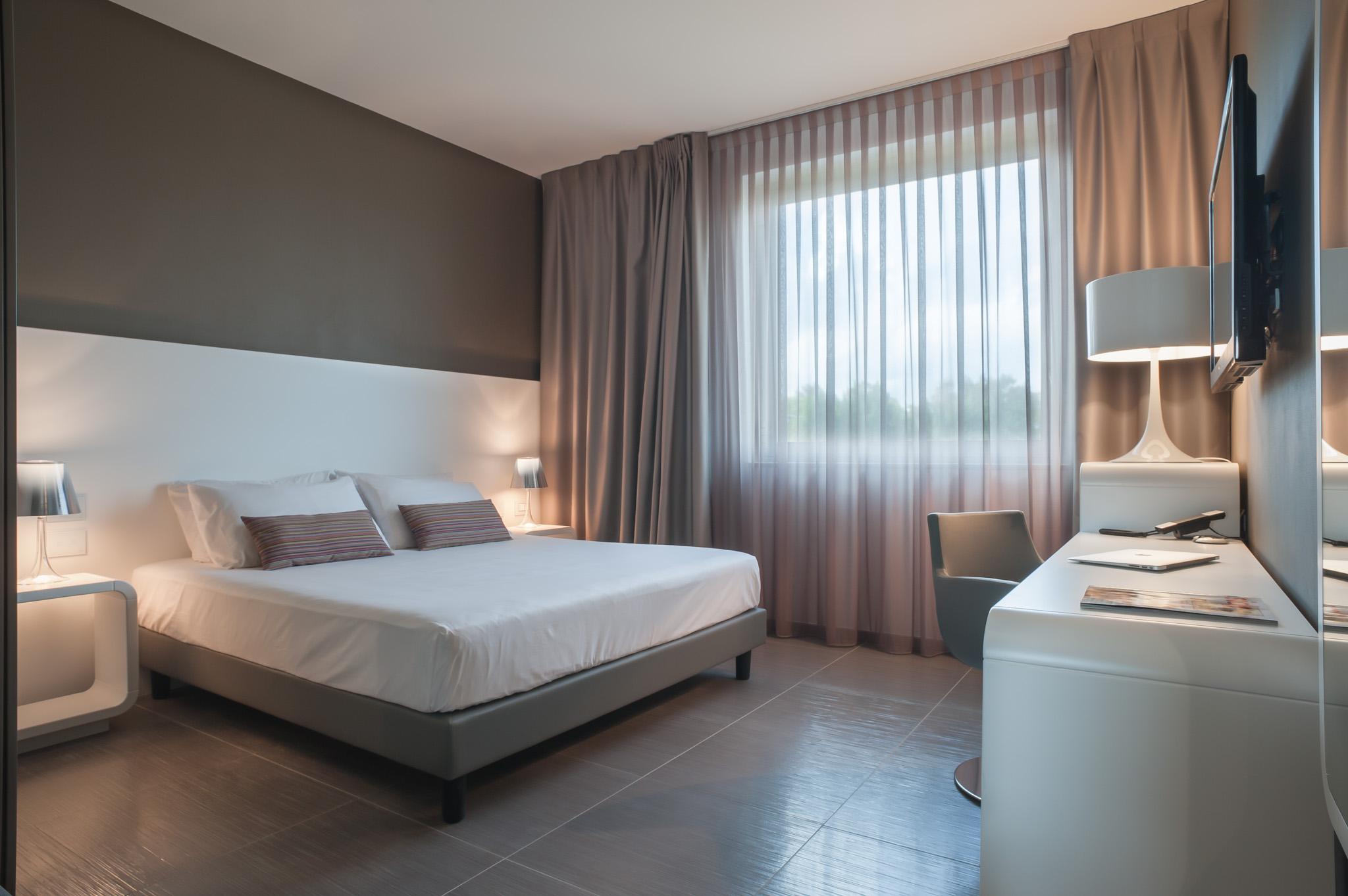 8Piuhotel Lecce Eksteriør bilde