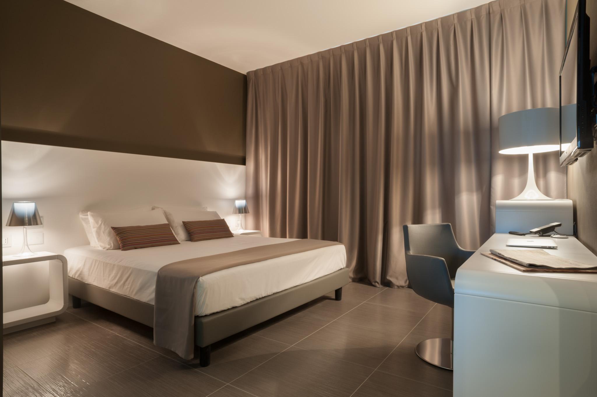 8Piuhotel Lecce Eksteriør bilde